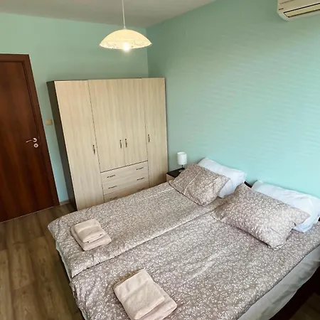 Apartment Roza Varna